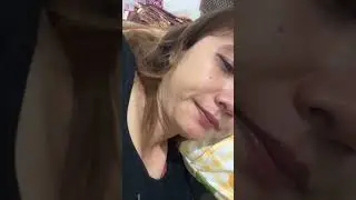 Deschah Desi Chahyati  sedang live sekarang!