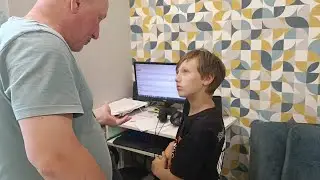 Рабочие будни. Ну, как туда не забежать? Порадовала зятя)