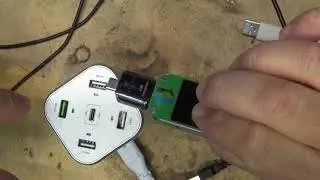 xcentz xDynamo 5 QC3 0 USB Charger put through load tests