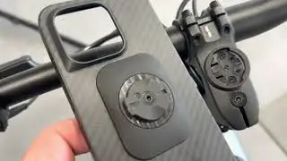 Velotric Phone Mount - Great idea, poor execution