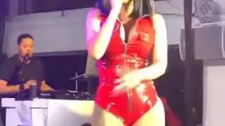 MONEY LIVE