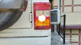 Easy and faster way to fit brake light bulb of bolero