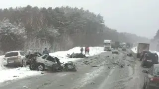 Car Crash bad accident in February #4 very Shock dash camera 2017 NEW