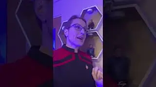 Trekkies Trying to Explain Star Trek Picard Plot Holes 