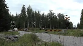 M 521 @ Myyryntie level crossing