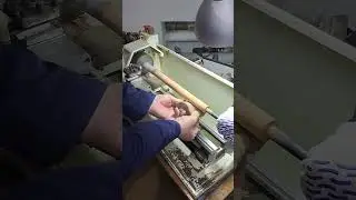 Полметра пробки или как проточить длинную рукоять #shorts
