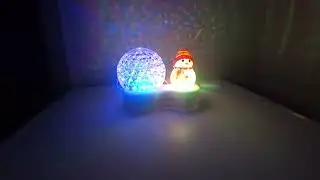 снеговик с дискошаром
