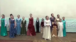 В низенькой светелке