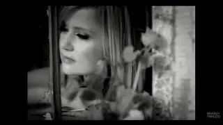 Beverley Mahood - This Girl