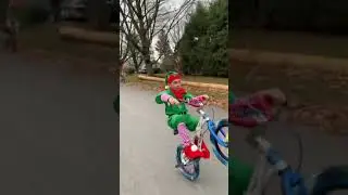 An elf that wheelies 