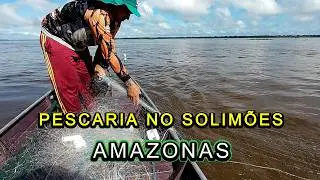 Fishing on the Solimões River - Riverine Communities of the Amazon - Video 26