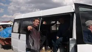 А. Гладков - Туристы