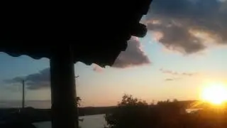Крыльцо на закате