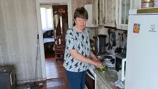 Утро в деревне / Внук меня учит /Всем вкусных пирогов /