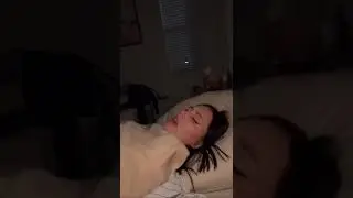 It makes me fall to SLEEP QUICK!! Lol 
