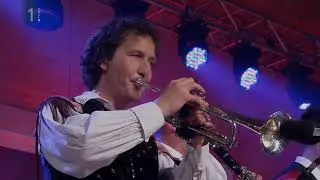 Alpenoberkrainer / Alpski kvintet - Fantje na vasi (Alpski večer - live)
