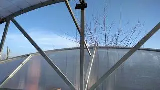 Вентиляция в теплице.устройство для проветривания теплицы