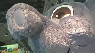 Peluche gigante inflable del elefantito de Jumbo