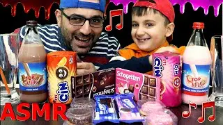 اصوات الاكل الحقيقيه اكلات بنكهة الشوكولاته ضد نكهة الفراولةASMR CHOCOLATE CANDY VS STRAWBERRY CANDY