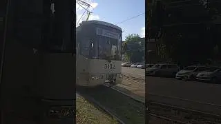 трамвай БКМ 13 маршрут б/н 3102