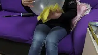 Наполнение шарика конфетти.