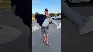 SURPRISING GRANDMA AFTER NOT SEEING HER FOR A MONTH! 👵🏼♥️