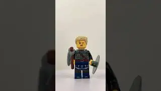 LEGO® Minifigure Viking / Shield Maiden