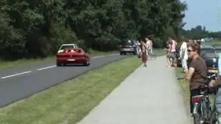 Ferrari Testarossa accelerating at Concorso Italiano 2009