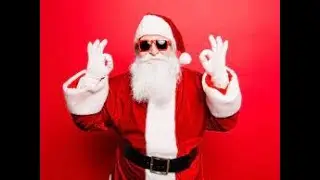 I dressed up as Santa in Brookhaven Roblox!