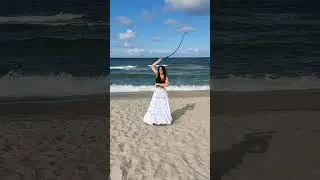 Девушка, кнут и море🌊🌊🌊 #zemfirastudio #whipcracking #кнут  #gypsydance  #gypsy   #bellydance #море