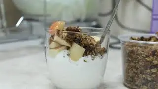 Fujifilm X-H1 Cinema 4K - Granola and Coffee