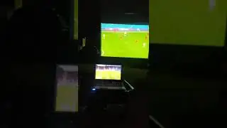 автосервис смотрит футбол