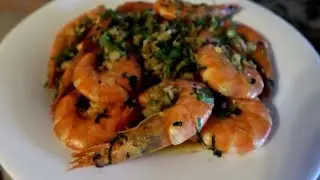 HOW TO COOK GARLIC BUTTER SHRIMP | SIMPLE RECIPE COOKED IN 5 MINUTES