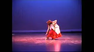 No luna i ka hale kai interpreta Ana Lilia Legaspi Morales miembro de Marae hula estudio Puebla