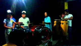 banda la guadalupana porque el amor mandaa