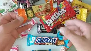 ASMR] Eating Emoji İce Cream 🍦🍧 (amazing crunchy sounds) Emojilerle Dondurma YemeASMR Kinder Chocola
