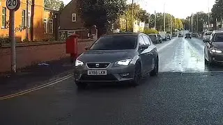 Tough choice - wait 90 secs for the lights to change or get yourself 3 points and a £100 fine......
