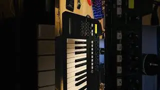 миди контроллер ,Roland A-300 PRO