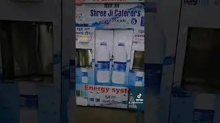 curiosidades de India. comprando agua