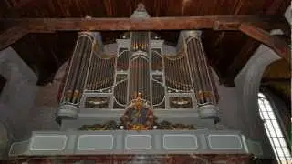 Henry Purcell's "Suite in D Maestoso"