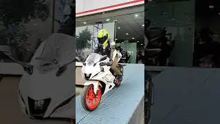 r15 v4 2024 latest with quick shifter