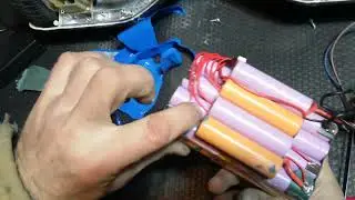 аккумулятор гироскутера снимаю упаковку что внутри как устроено и сборка сколько батарей