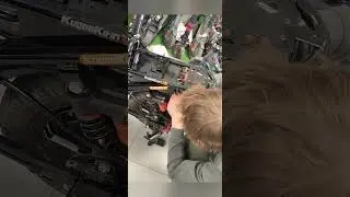 Kugoo V3 Pro дёргается мотор колесо 