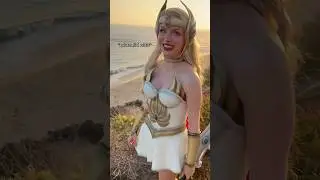 Cosplaying She-Ra in the wild 😂