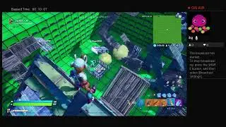 Clapping kids in play ground