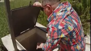 Makłowicz słyszy Najmana w głebokiej studni
