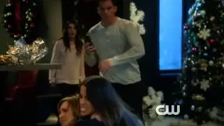 Annie gets shot 90210