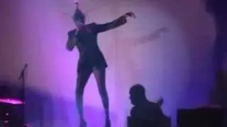 Grace Jones sings Nightclubbing @ the Electric Picnic