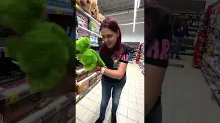 🛒 BRI la CUMPĂRĂTURI cu MAMA 😎 Shopping with my MOM 🤩 Incredible ending #shorts by #marastefania