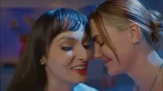 Lesbian Kissing   ｜    #Lesbian #lgbtq #love #kissing #hot_-lhTMCNCZWY_new #001_pl9uqr
